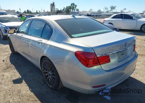 2011 BMW 740Li from USA, damaged, VIN WBAKB4C57BC575082